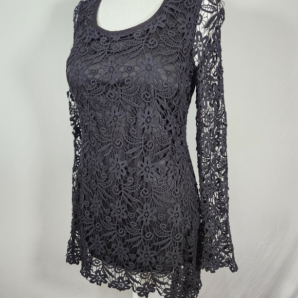 V Cristina Black Sheath Bell Sleeve Mini Dress - Picture 5 of 8